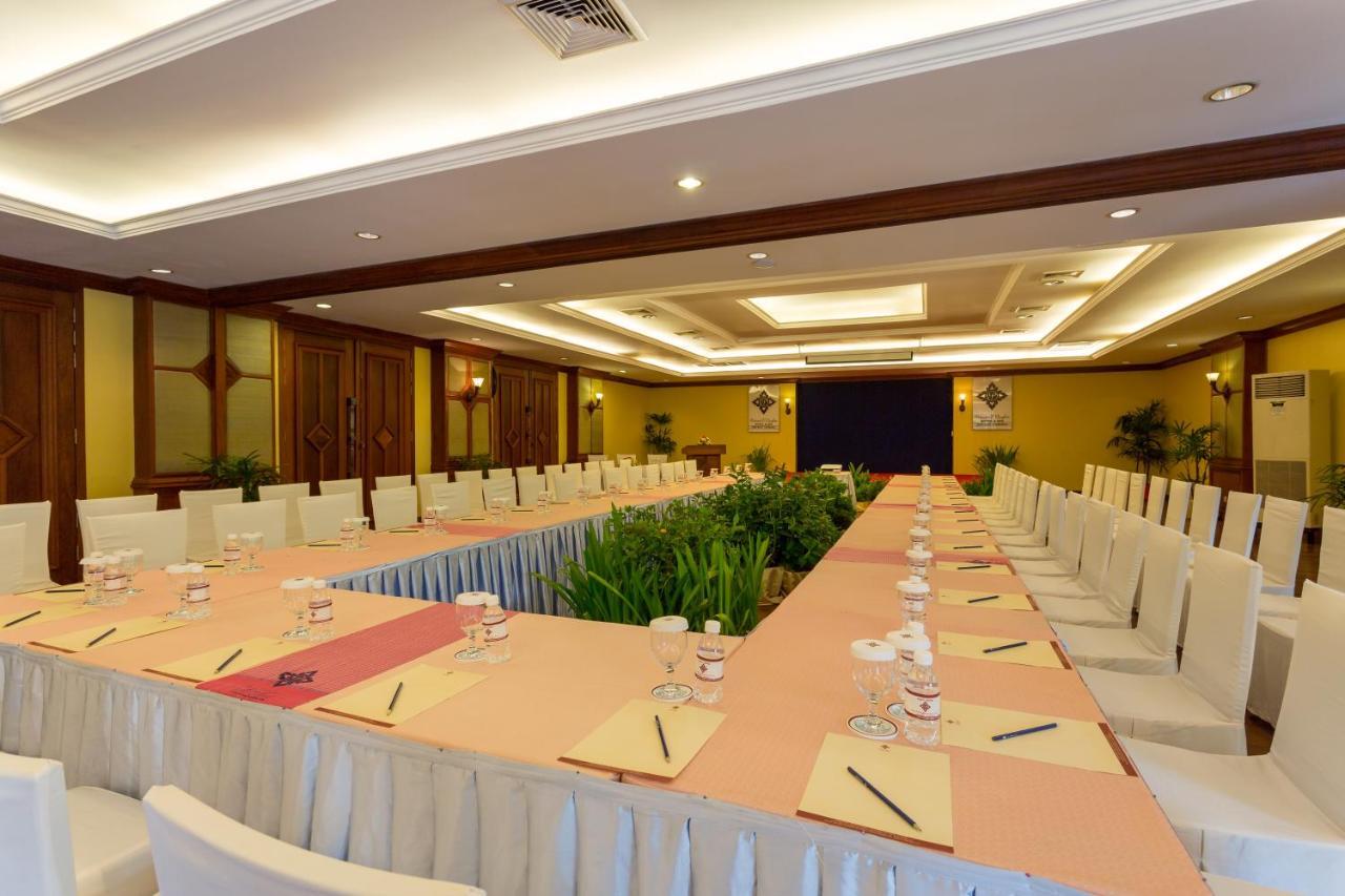 Prince Angkor Hotel & Spa Siem Reap Ngoại thất bức ảnh